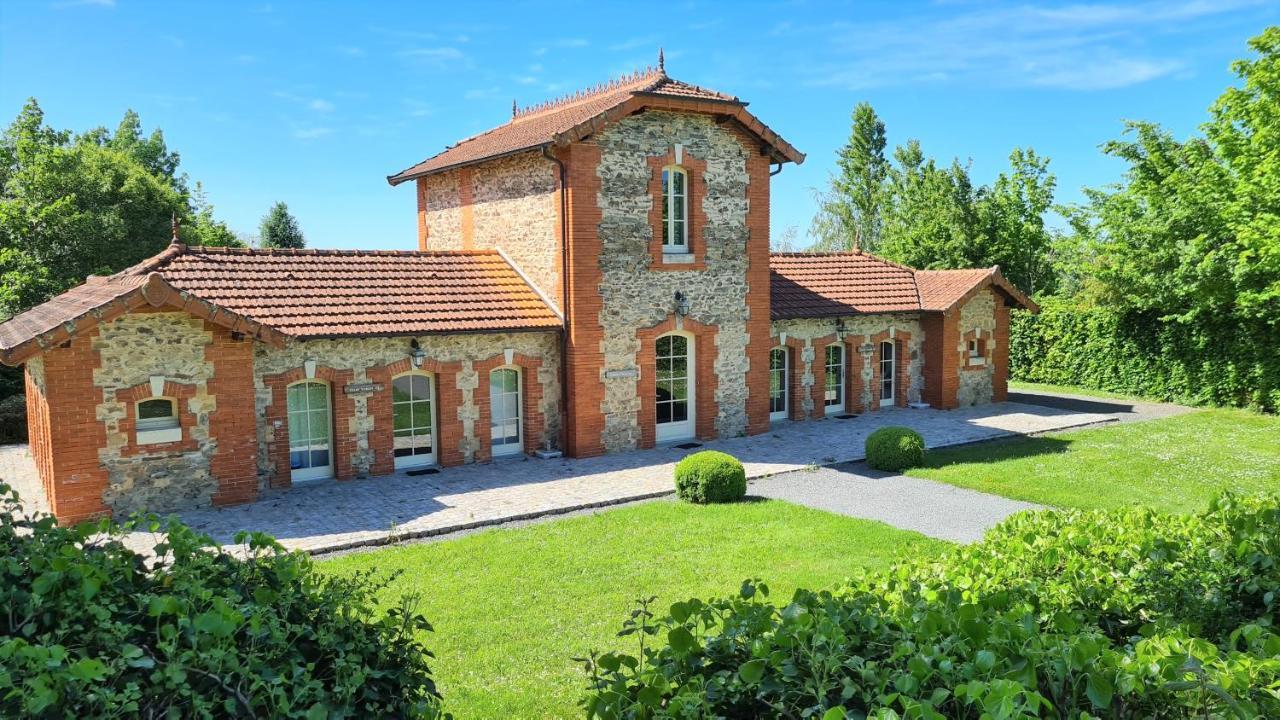 Domaine D'Essendieras Saint-Médard-dʼExcideuil المظهر الخارجي الصورة